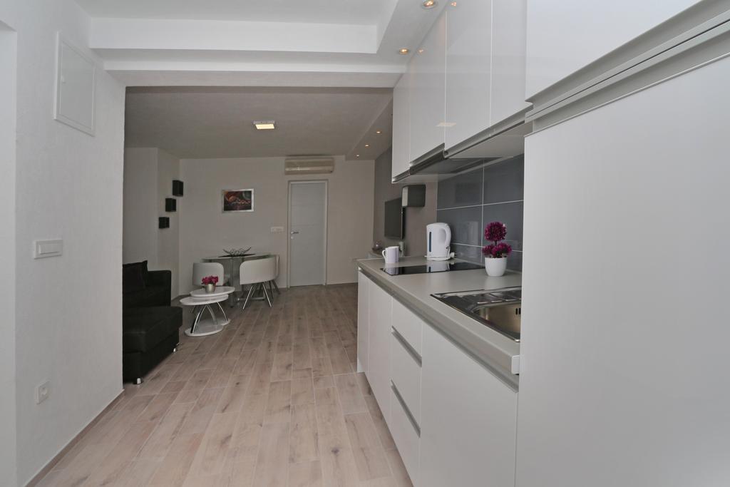 Modern Apartments Makarska Quarto foto